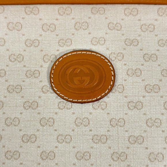 White Micro Gucci GG Crossbody - Picture 7 of 16